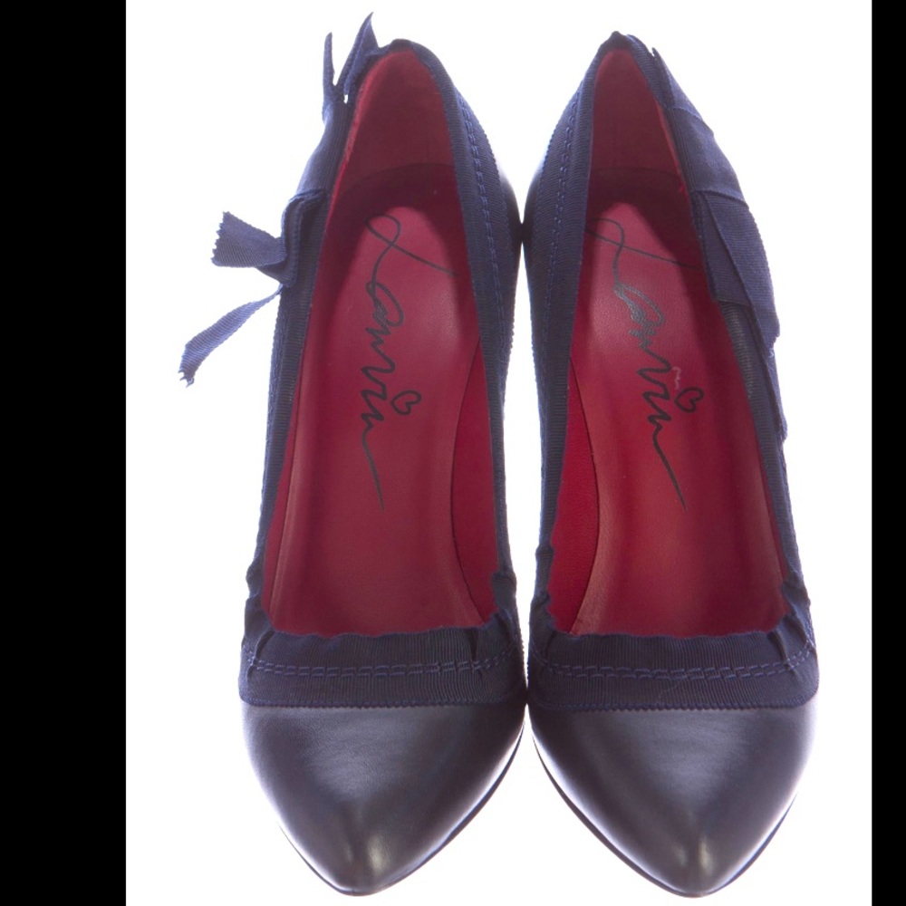 Lanvin pointed toe pump